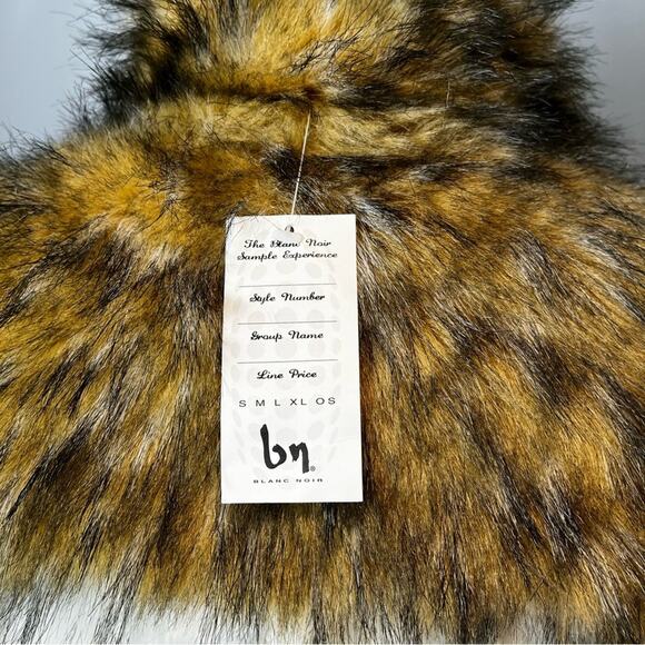 NEW Blanc Noir Faux Fur Reversible Puffer Winter Apres Ski Jacket Natural M NWT - Picture 8 of 16